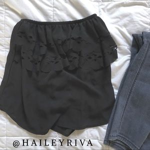 ➰ Black Strapless Top with Cutout Detail ➰